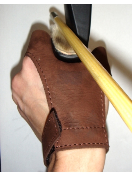 3.3. Chránič na ruku na tradičné luky - Y rukavica (2056)
